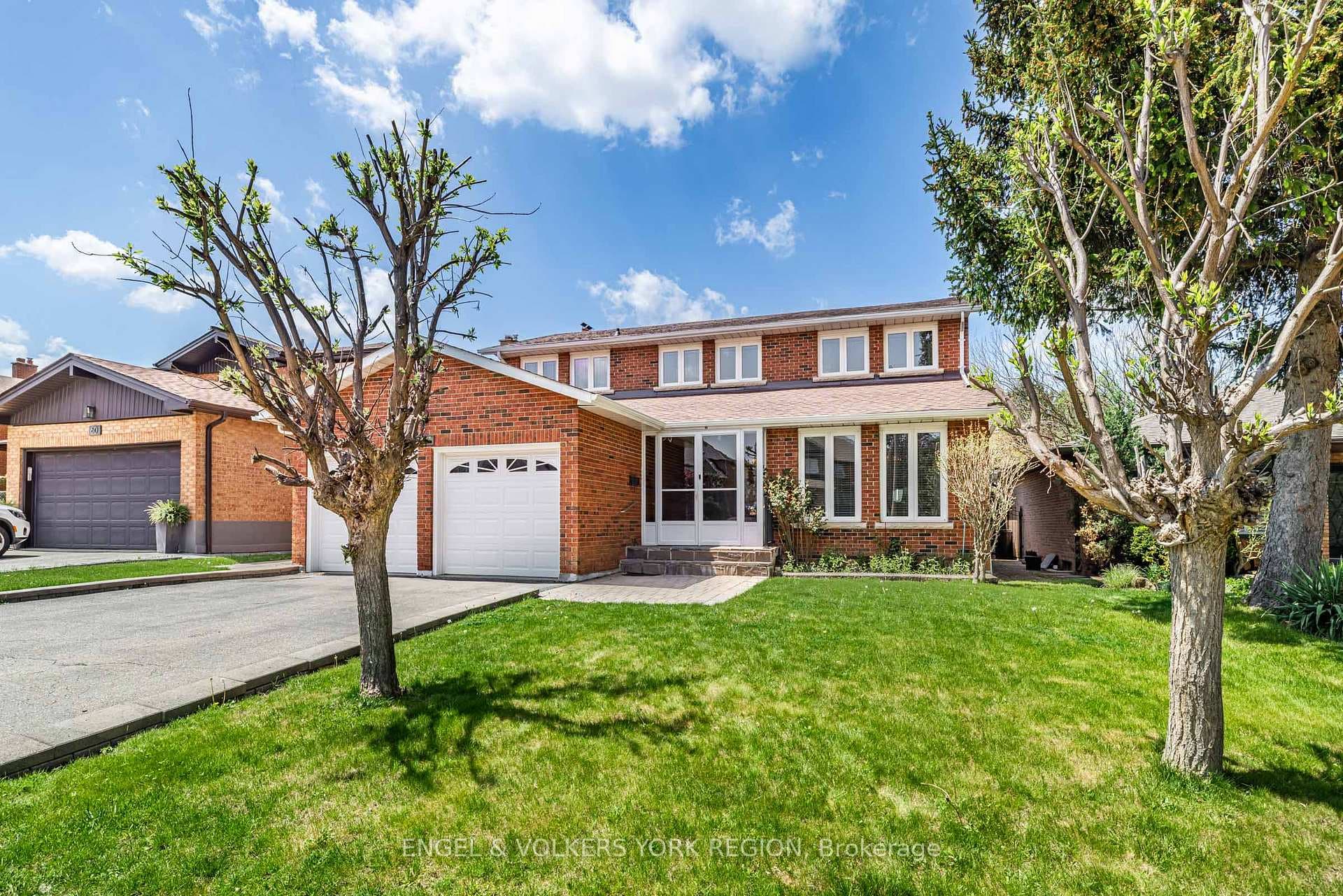 58 The Westway N/A, Etobicoke (Kingsview Village / Humber Heights), ON M9P 2B2 - Photo 1