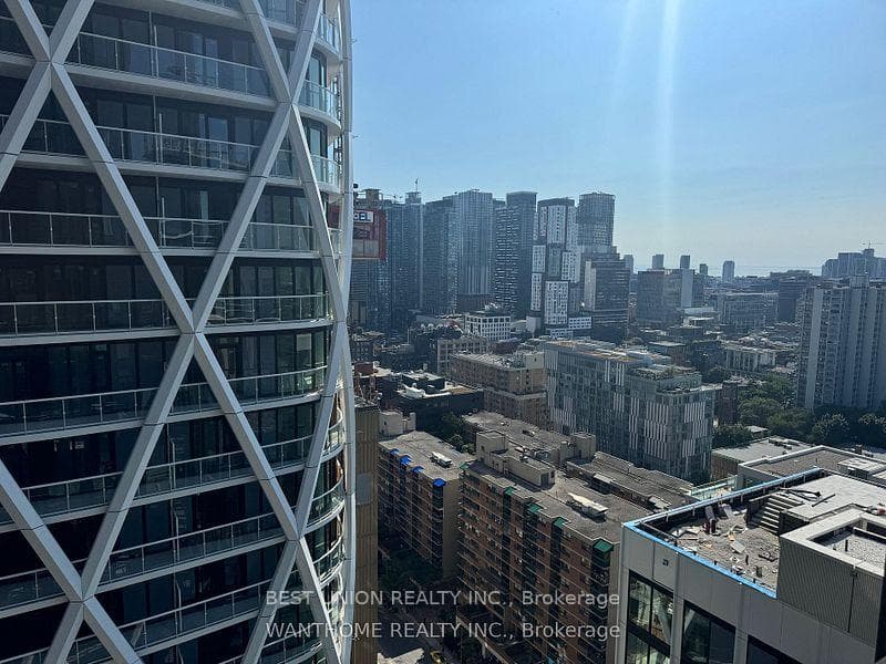 238 Simcoe Street Unit 2307, Downtown Toronto / Waterfront, ON L3R 9Z6 - Photo 1