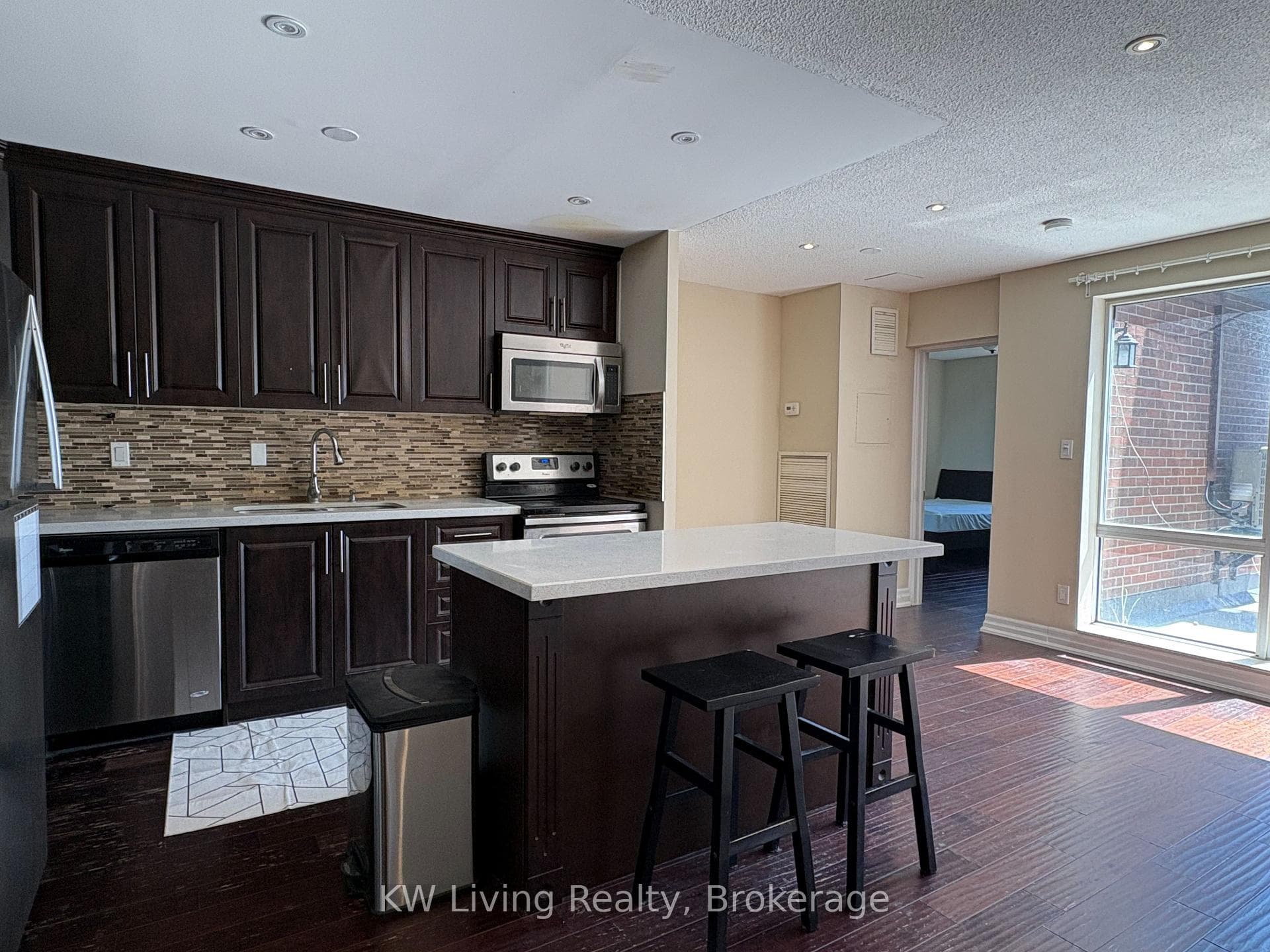 3025 Credit Woodlands Drive Unit 338, Mississauga, ON L5C 2V3 - Photo 1