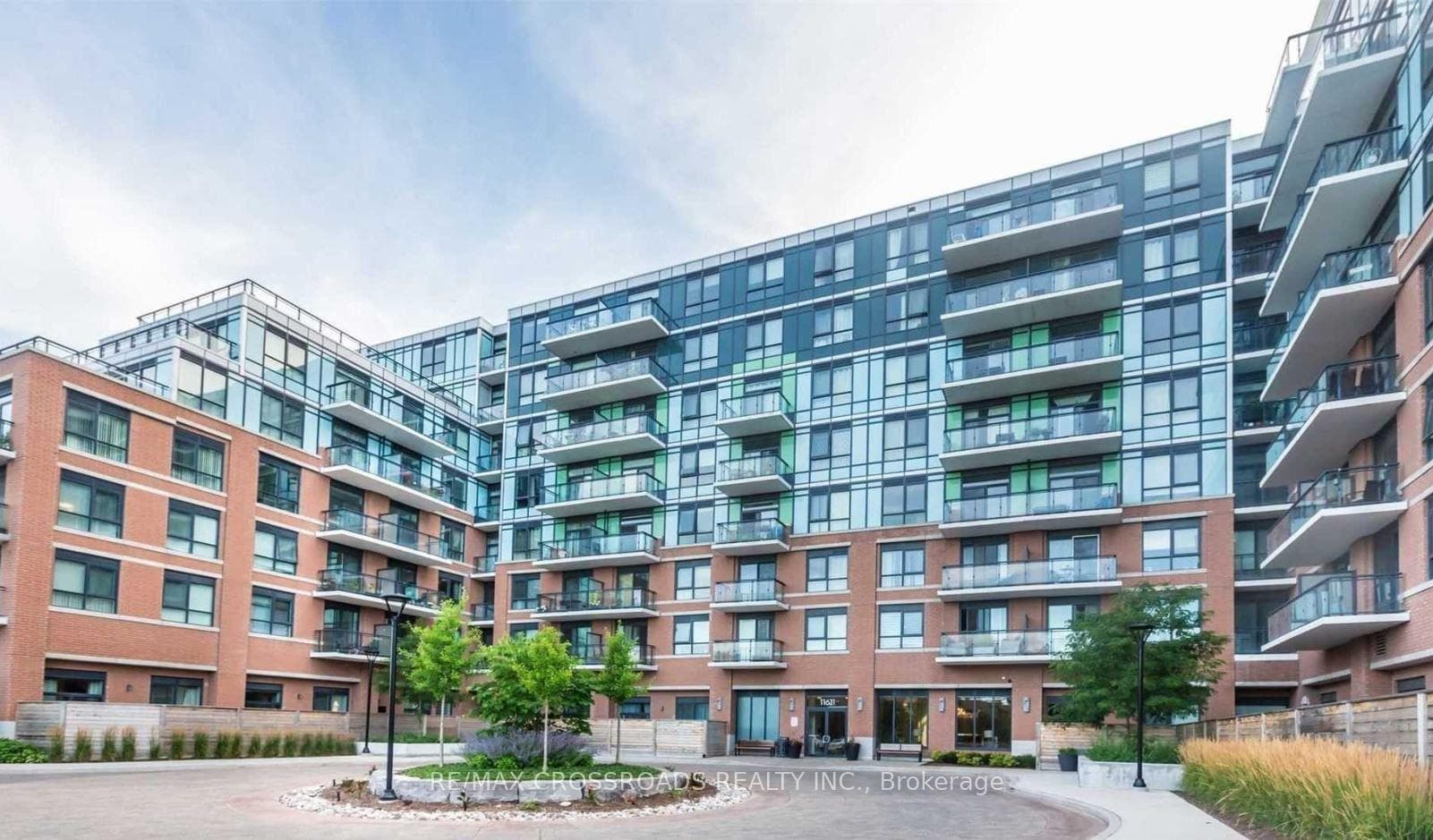 11611 Yonge Street Unit 328, Richmond Hill, ON L4E 1G2 - Photo 1