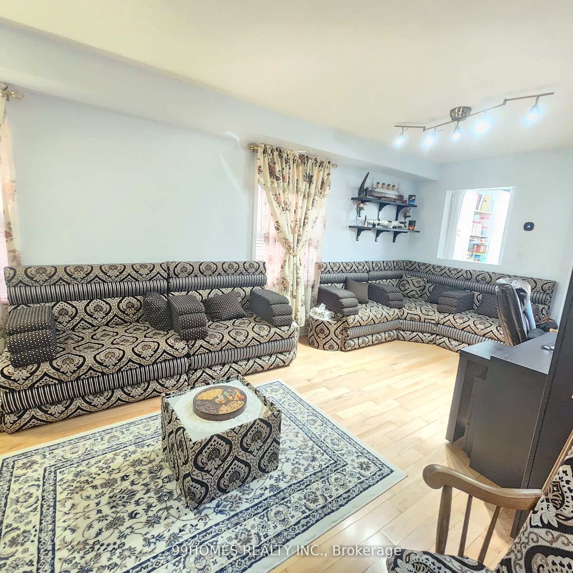 49 Olympia Crescent, Brampton, ON L6X 4W2 - Photo 1