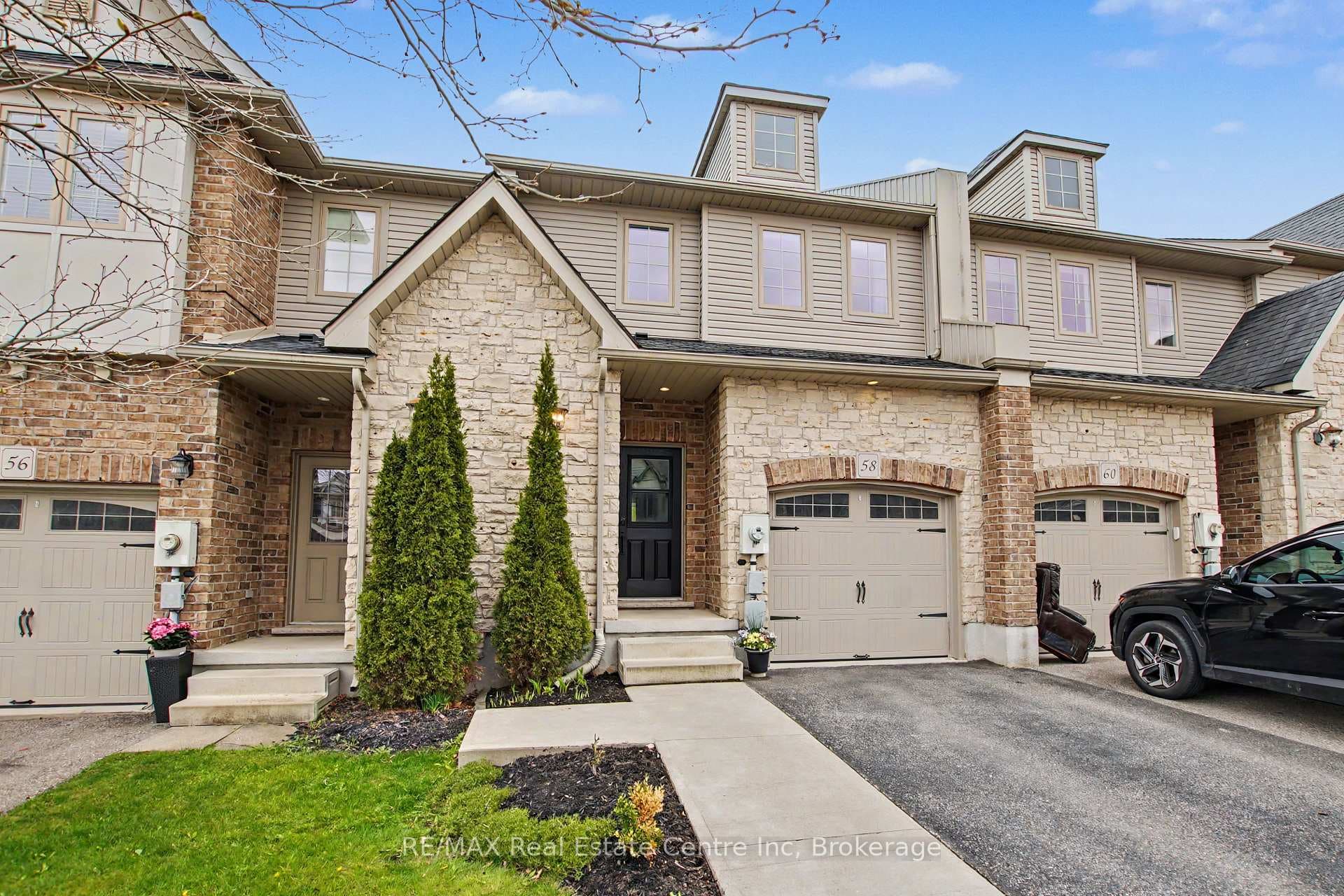 58 Curzon Crescent, Guelph