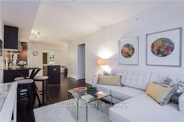 386 Yonge Street Unit 1803, Downtown Toronto / Waterfront, ON M5B 0A5 - Photo 1