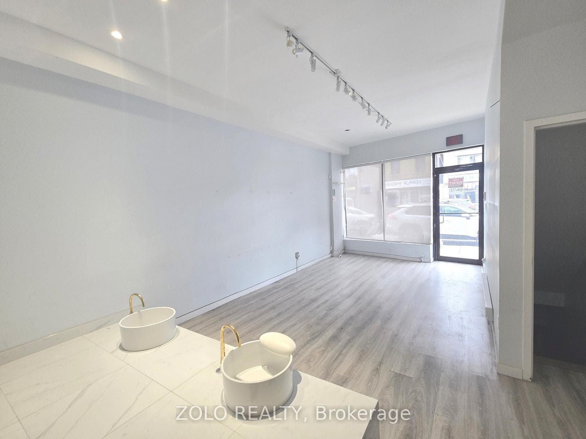371 Oakwood Avenue Unit #A, Forest Hill / Deer Park, ON M6E 2W1 - Photo 1