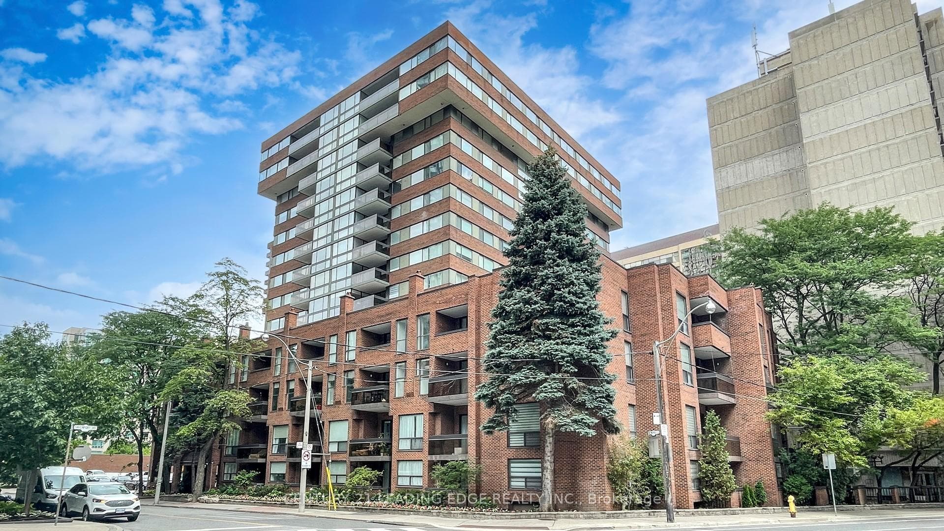 15 McMurrich Street Unit 201, Annex / Yorkville / Summerhill, ON M5R 3M6 - Photo 1