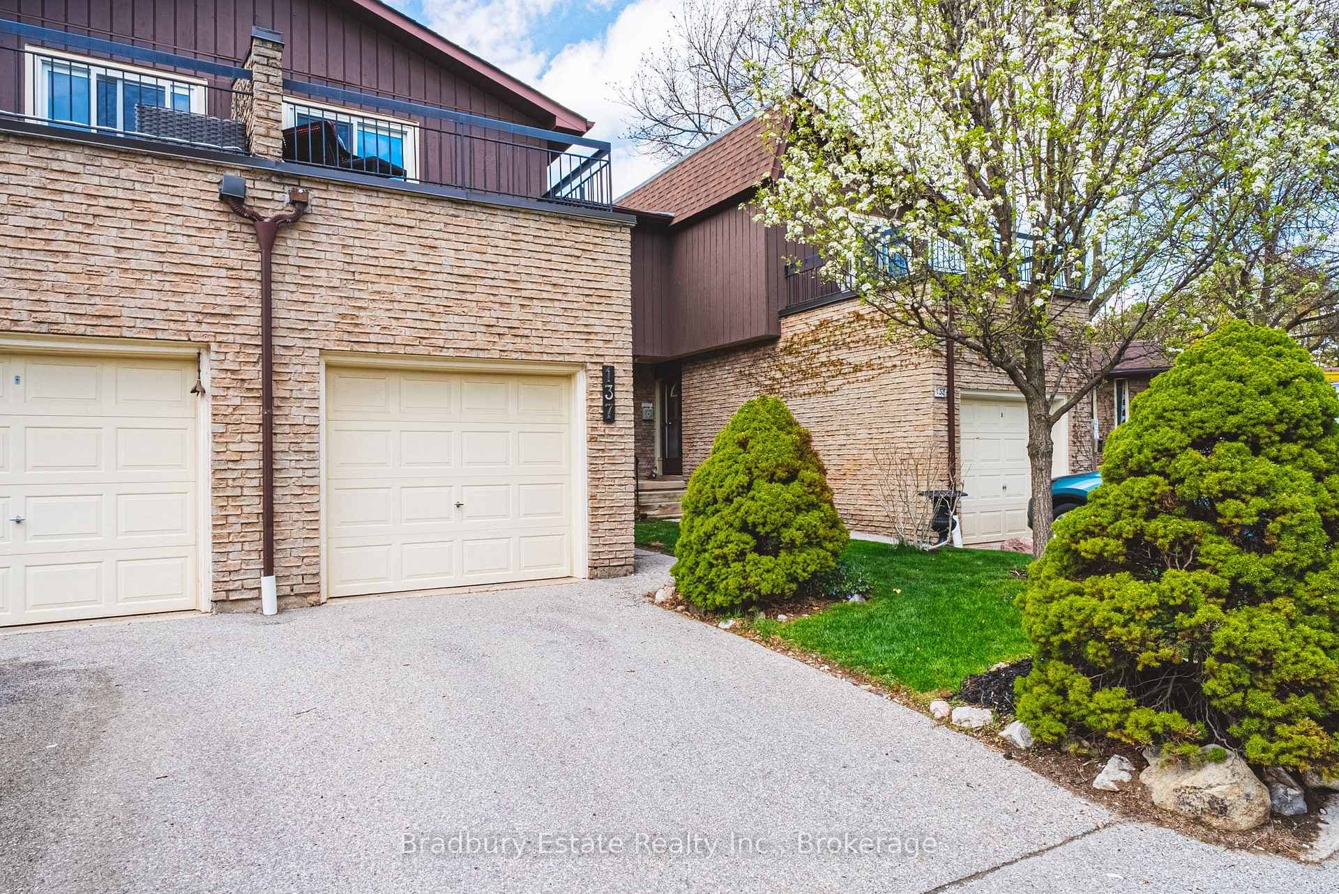 2301 Cavendish Drive Unit 137, Burlington