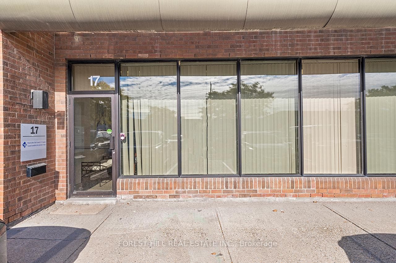5775 Atlantic Drive Unit 17, Mississauga, ON L4W 4P3 - Photo 1