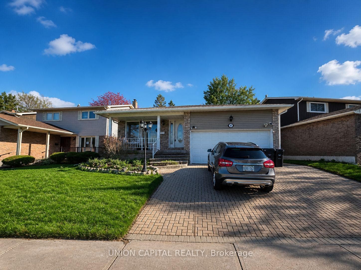 43 Fireside Drive, Scarborough (Morningside / West Hill), ON M1B 2C9 - Photo 1