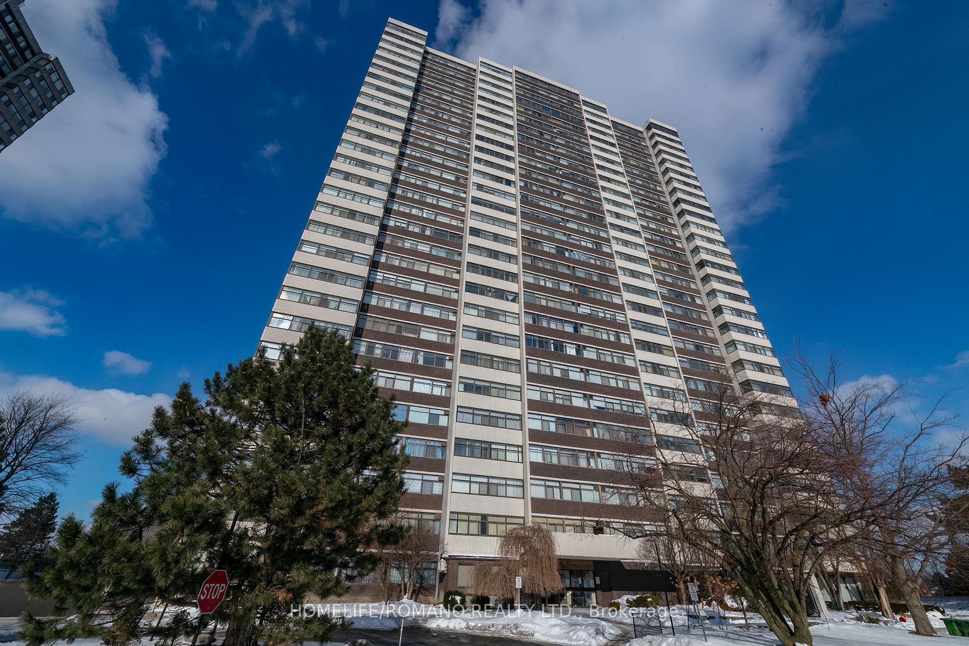 100 Antibes Drive Unit 702, Thornhill / Willowdale, ON M2R 3N1 - Photo 1