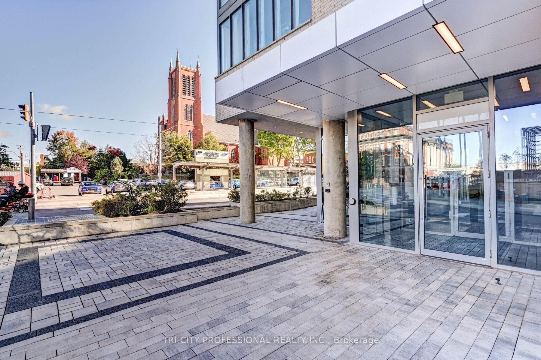 85 DUKE Street Unit 306, Kitchener, ON N2H 0B7 - Photo 1