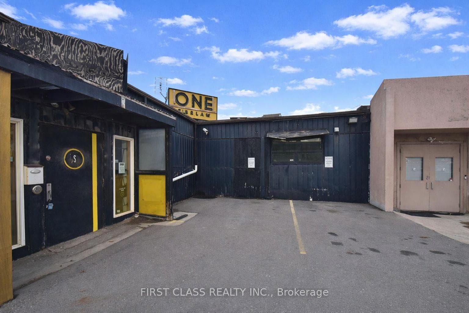 3 Carlaw Avenue Unit 2, Riverdale / Leslieville, ON M4M 2R6 - Photo 1