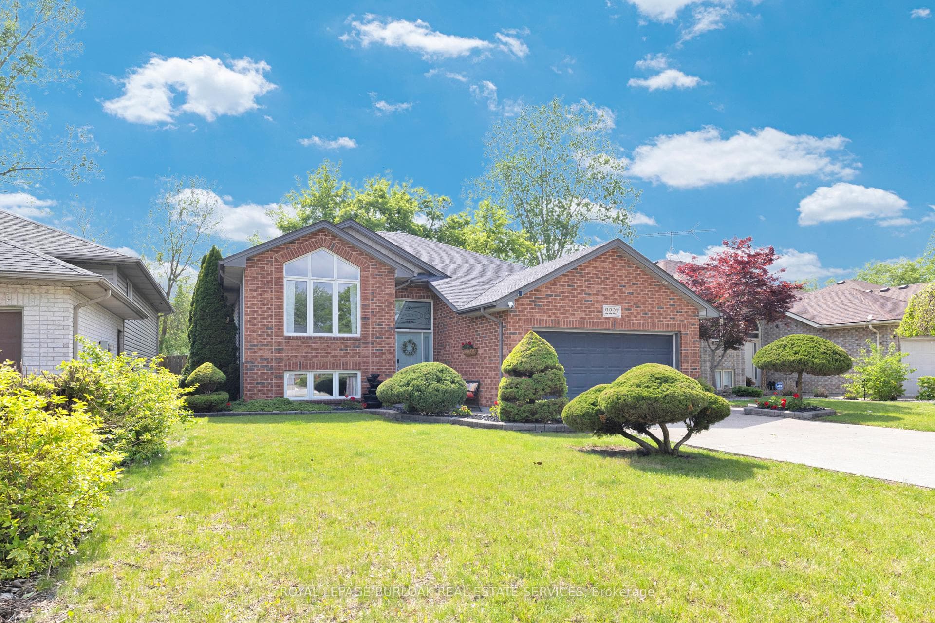 2227 St Clair Avenue, Windsor