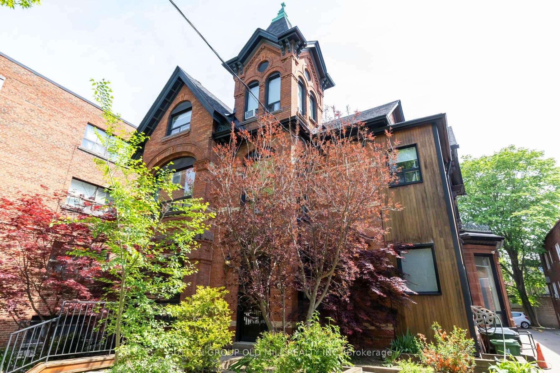 133 Dunn Avenue Unit 402, High Park / Junction / Roncesvalles, ON M6K 2R8 - Photo 1