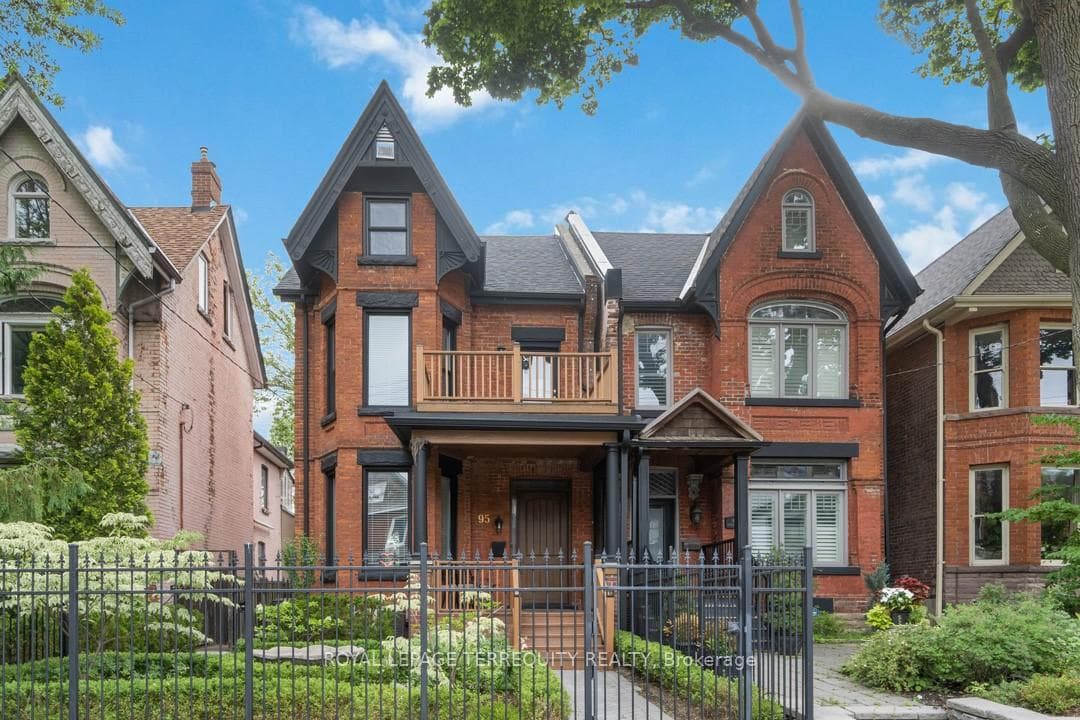 95 Macdonell Avenue Unit Bsmt, High Park / Junction / Roncesvalles, ON M6R 2A4 - Photo 1