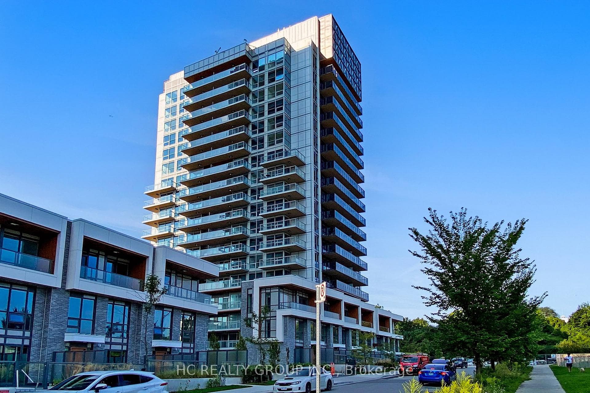 25 McMahon Drive Unit 1703, Toronto C15