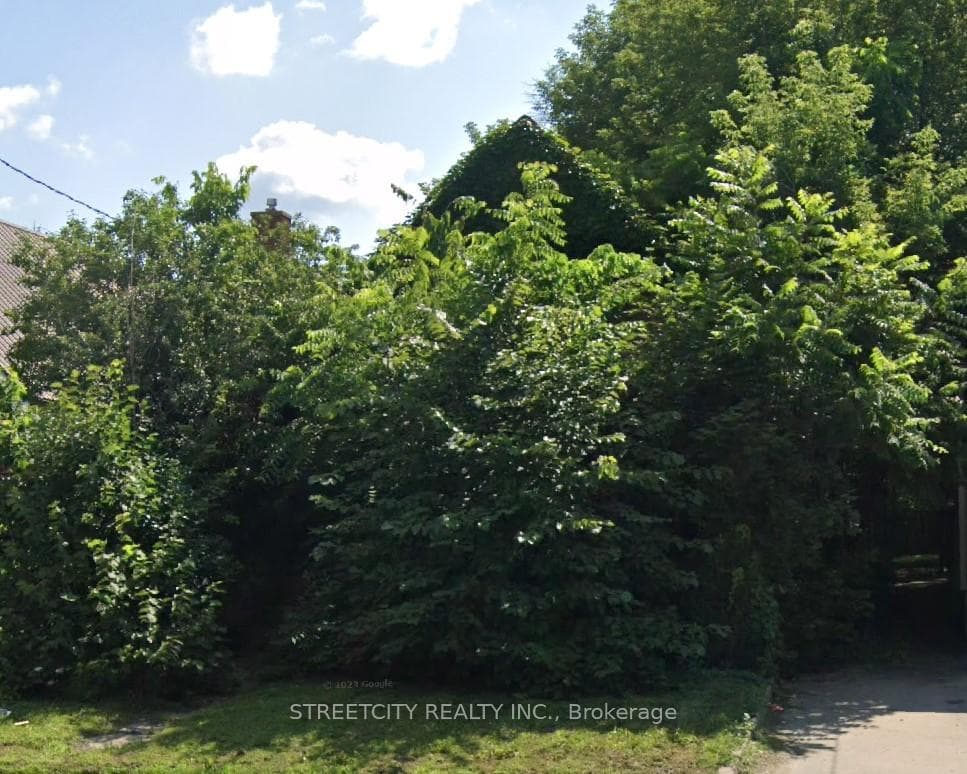 153 Wharncliffe Road, London North