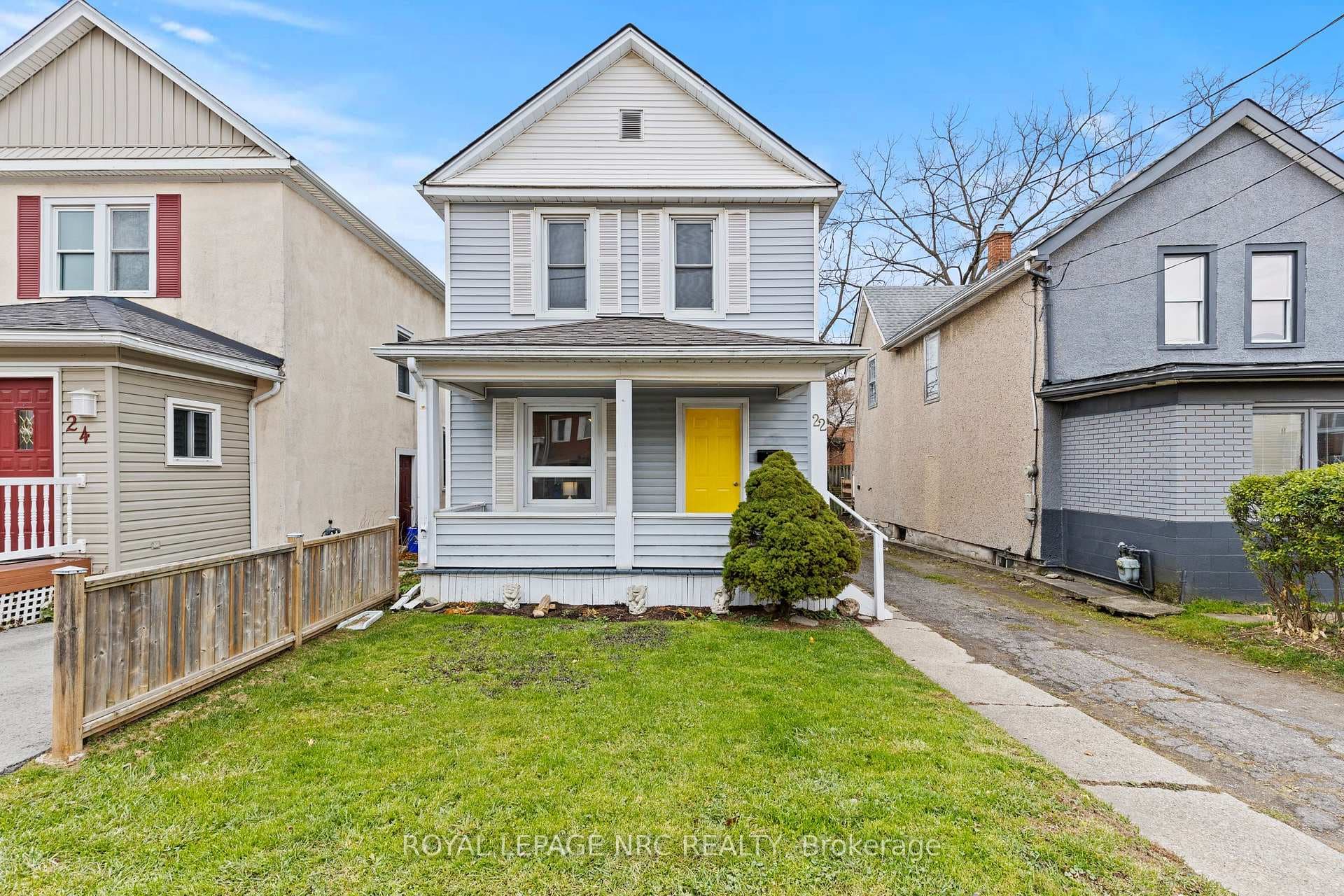 22 Denistoun Street, Welland, ON L3C 1T9 - Photo 1