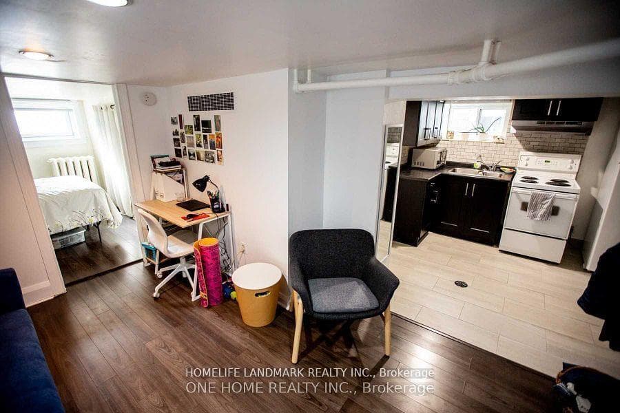 245 Sammon Avenue, Danforth / East York, ON M4J 1Z6 - Photo 1