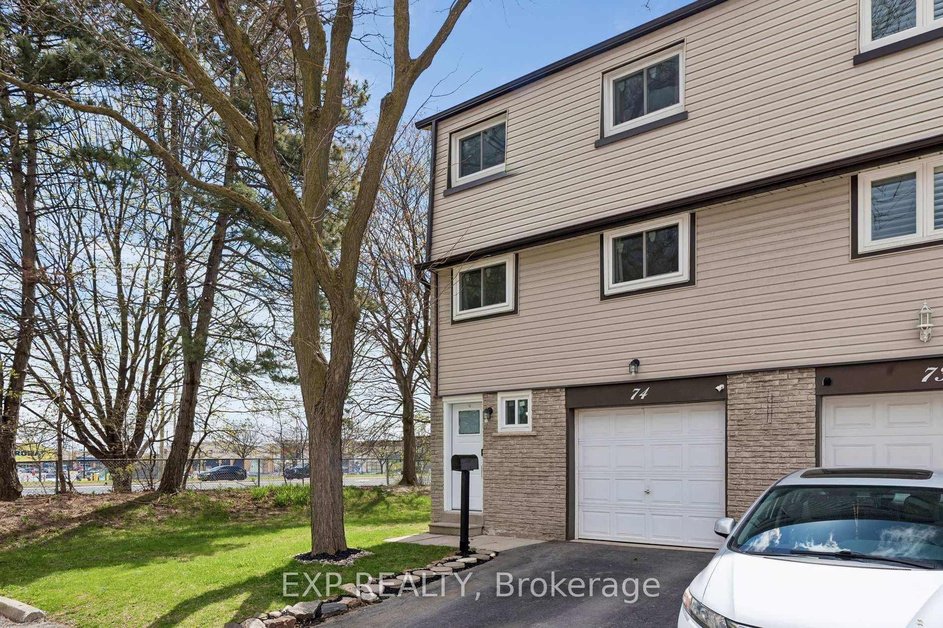 1945 Denmar Road Unit 74, Pickering, ON L1V 3E2 - Photo 1