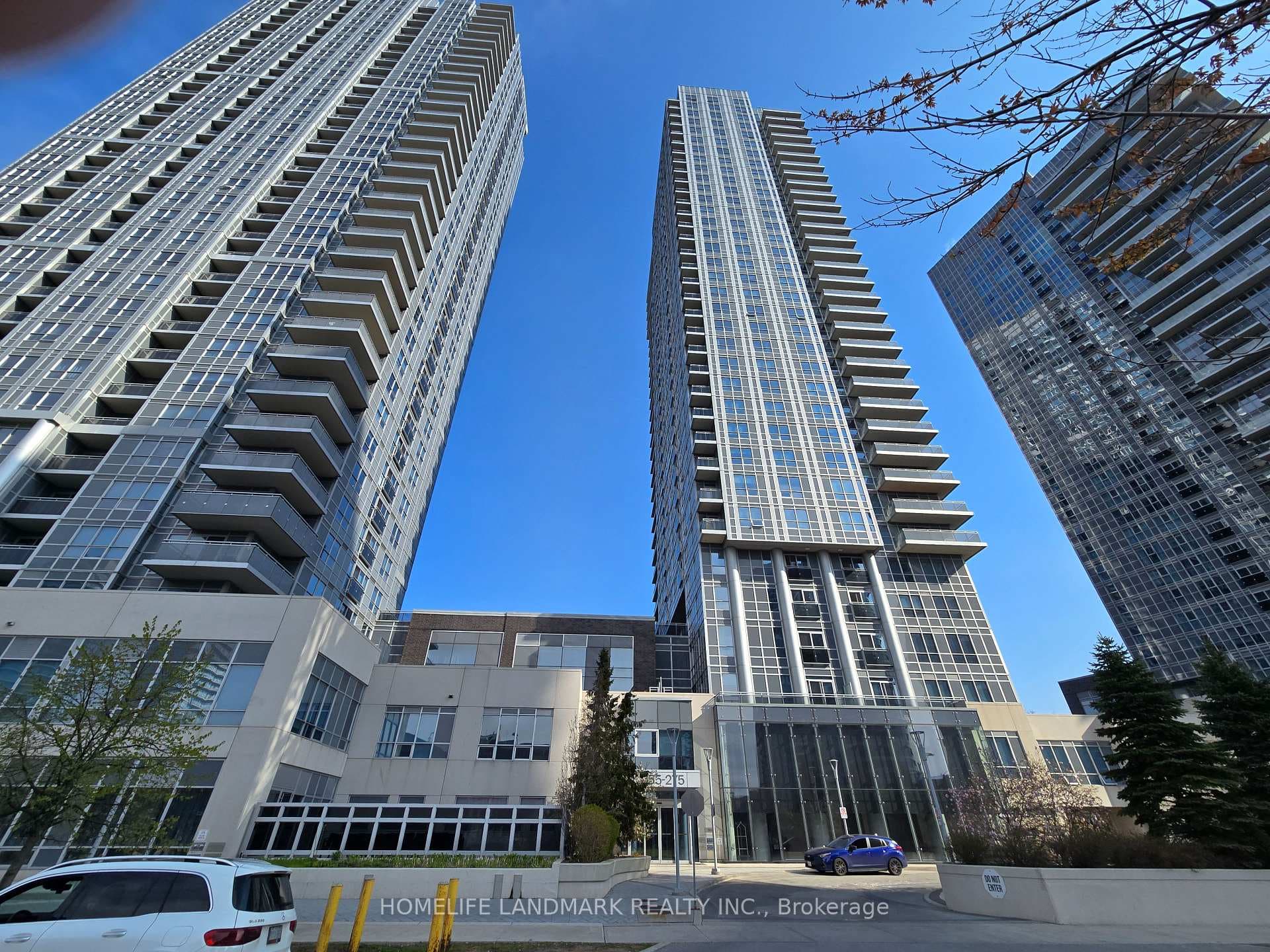 275 Village Green Square Unit 1217, Agincourt / Milliken, ON M1S 0L8 - Photo 1