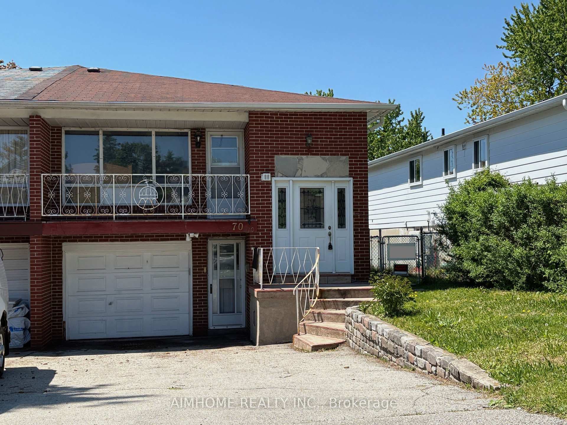 70 Micmac Crescent, Hillcrest Village / Bayview Village, ON M2H 2K2 - Photo 1