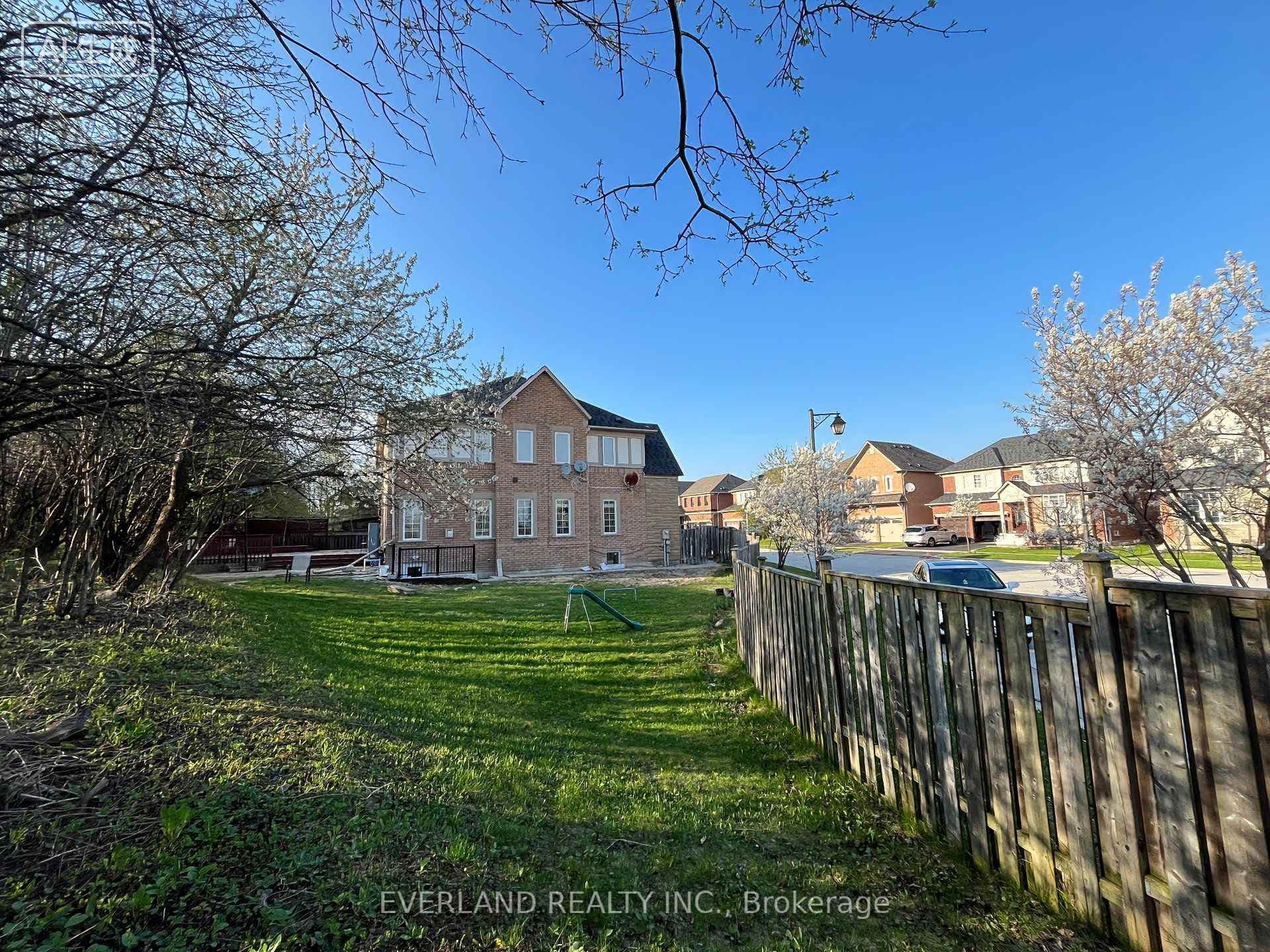 38 Kimberly Court Unit Basement, Richmond Hill, ON L4E 4C6 - Photo 1
