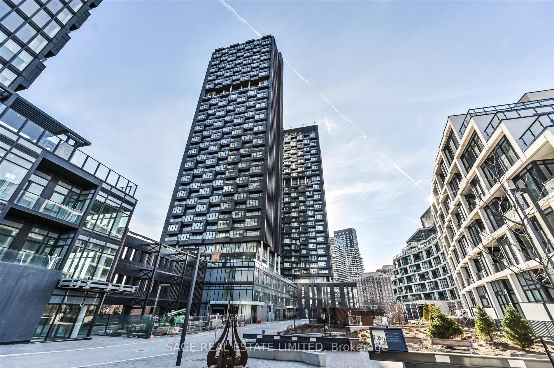 1 Quarrington Lane Unit 2903, Don Mills / Parkwoods / Victoria Village, ON M3C 0S4 - Photo 1