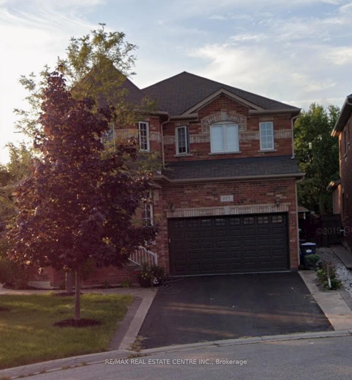 497 Tremblant Court, Mississauga, ON L5W 1P4 - Photo 1