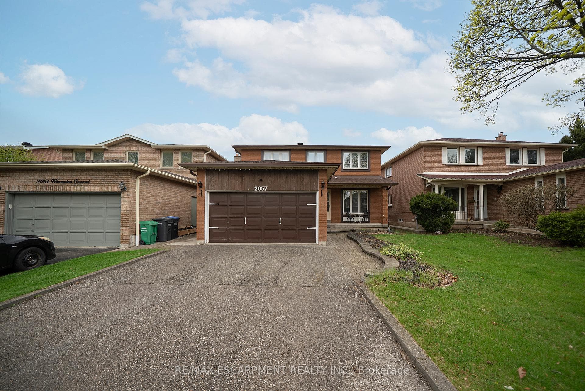 2057 Wincanton Crescent, Mississauga, ON L5M 3E4 - Photo 1