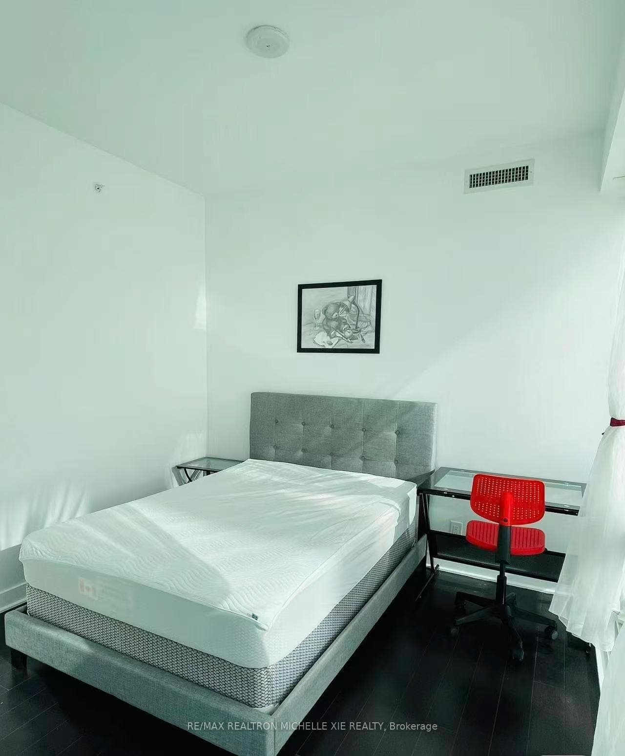 15 Grenville Street Unit 5009, Downtown Toronto / Waterfront, ON M4Y 1A1 - Photo 1