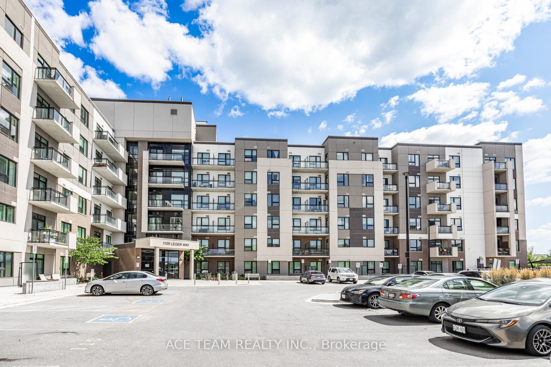 1105 Leger Way Unit 133, Milton