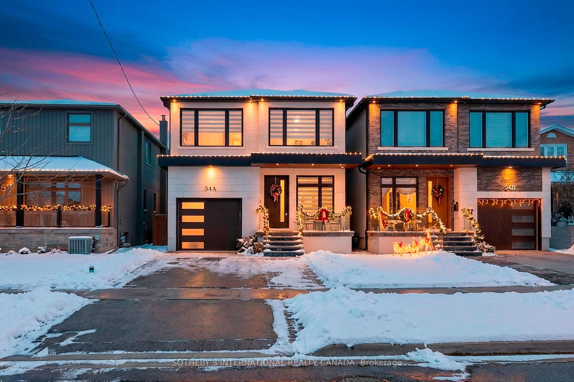 54 A Trueman Avenue, Etobicoke (Islington / Rexdale), ON M8Z 5A2 - Photo 1