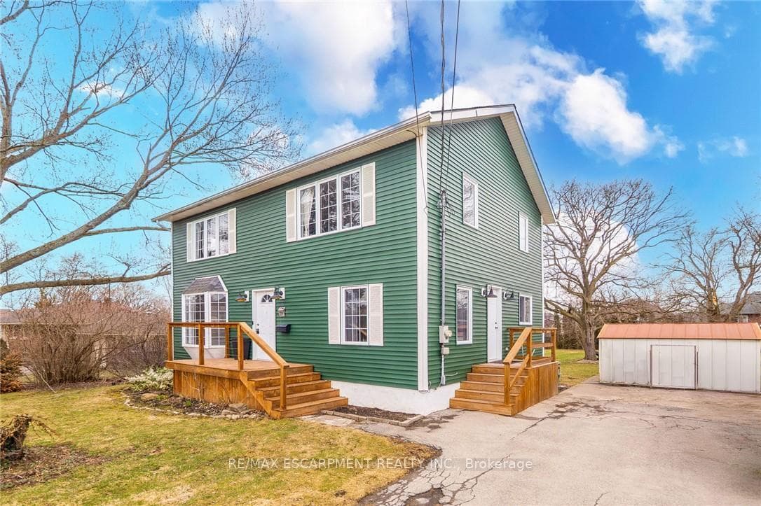 29 Quaker Road, Welland, ON L3C 3G3 - Photo 1