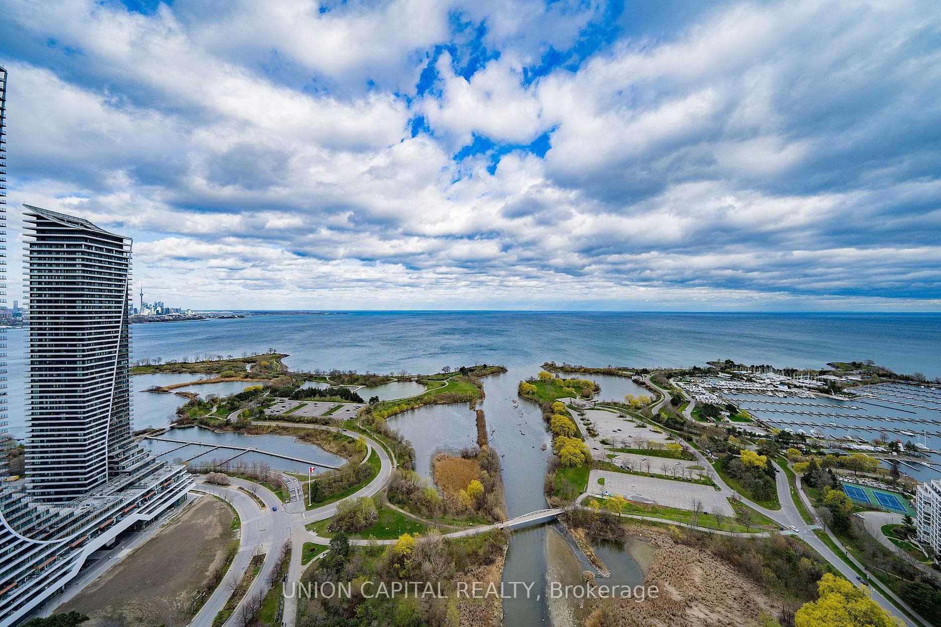 2212 Lake Shore Boulevard Unit PH02, Liberty Village / Parkdale / South Parkdale, ON M8V 0C2 - Photo 1