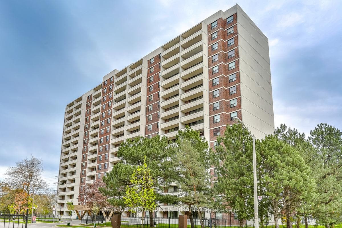 101 Prudential Drive Unit 1401, Dorset Park / Kennedy Park, ON M1P 4S5 - Photo 1
