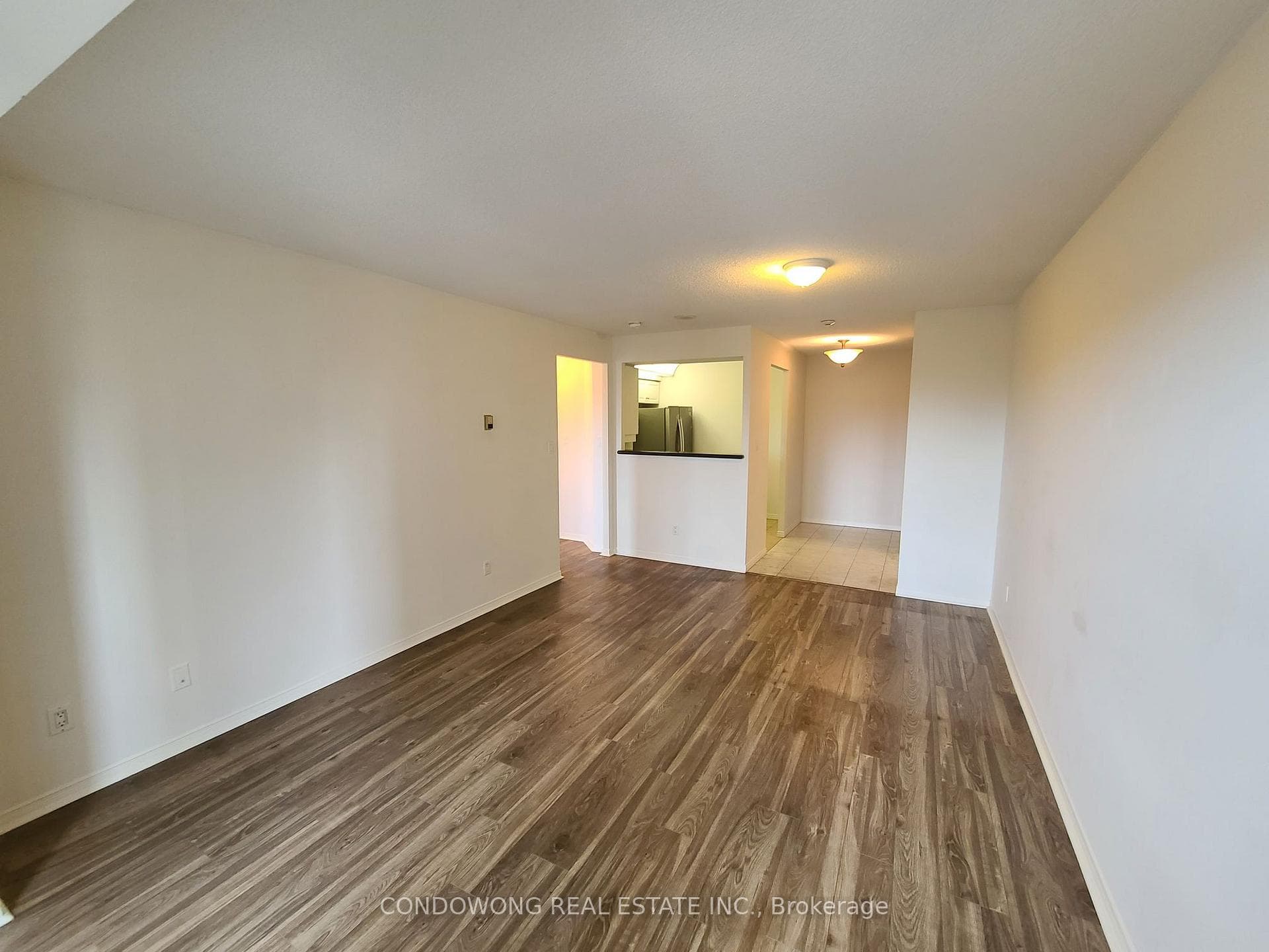 38 Avoca Avenue Unit 909, Rosedale / Moore Park, ON M4T 2B9 - Photo 1