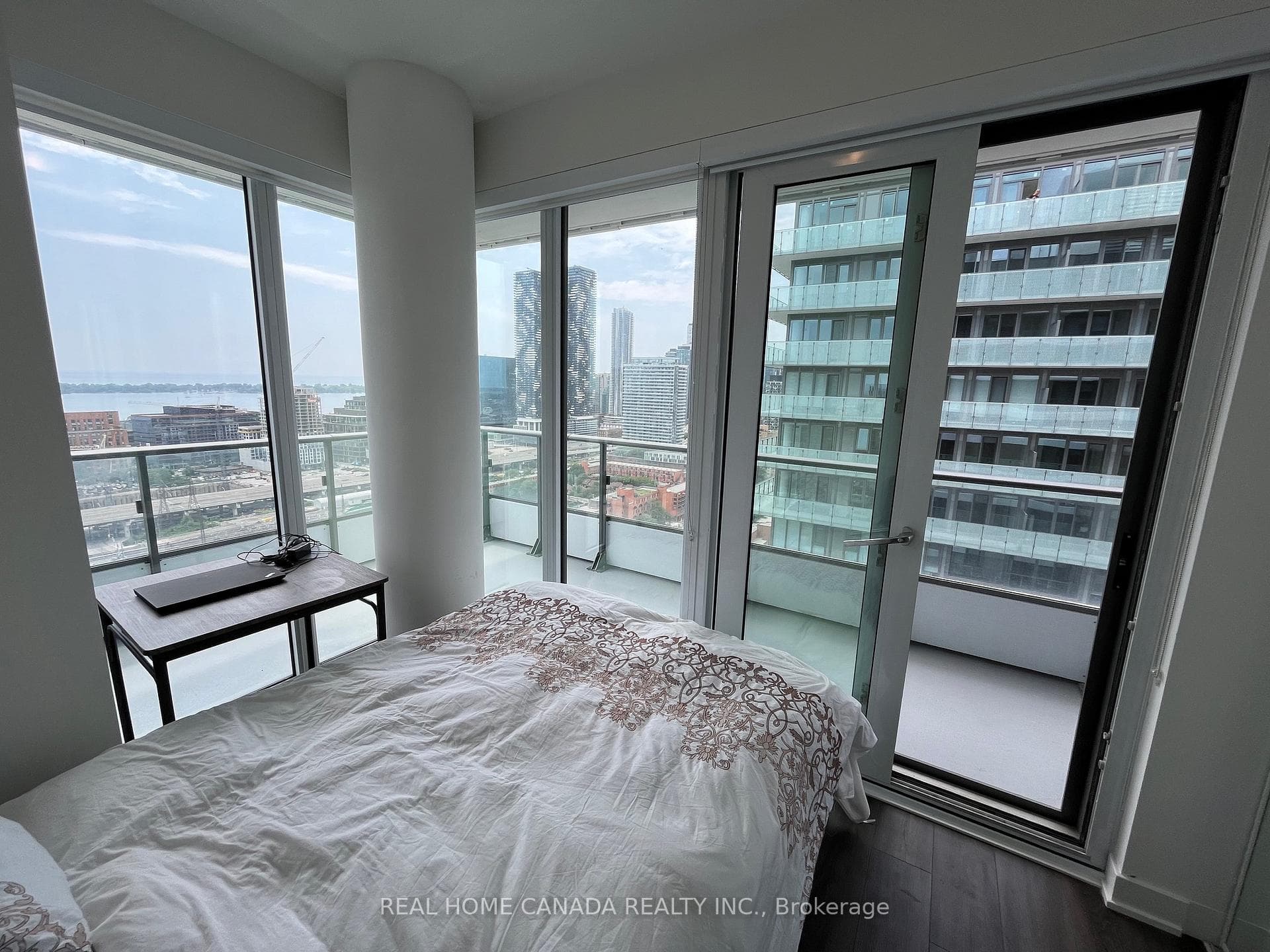 70 Princess Street Unit 2709-2, Regent Park / Cabbagetown / St. James Town, ON M5A 1Y4 - Photo 1