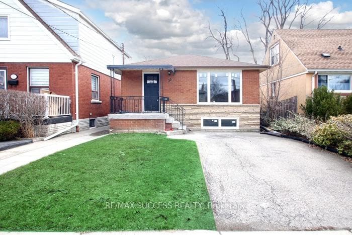 33 Shadyside Avenue, Hamilton, ON L8V 3E2 - Photo 1
