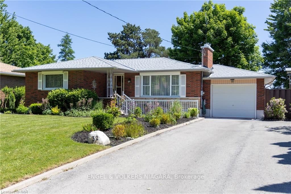 32 LOCKVIEW Crescent, St. Catharines, ON L2M 2T3 - Photo 1