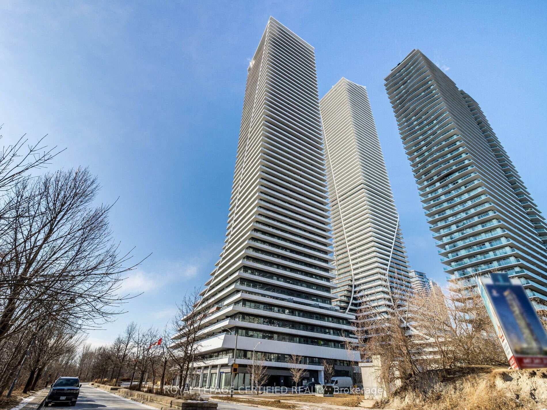 20 Shore Breeze Drive Unit 4701, Liberty Village / Parkdale / South Parkdale, ON M8V 0C7 - Photo 1