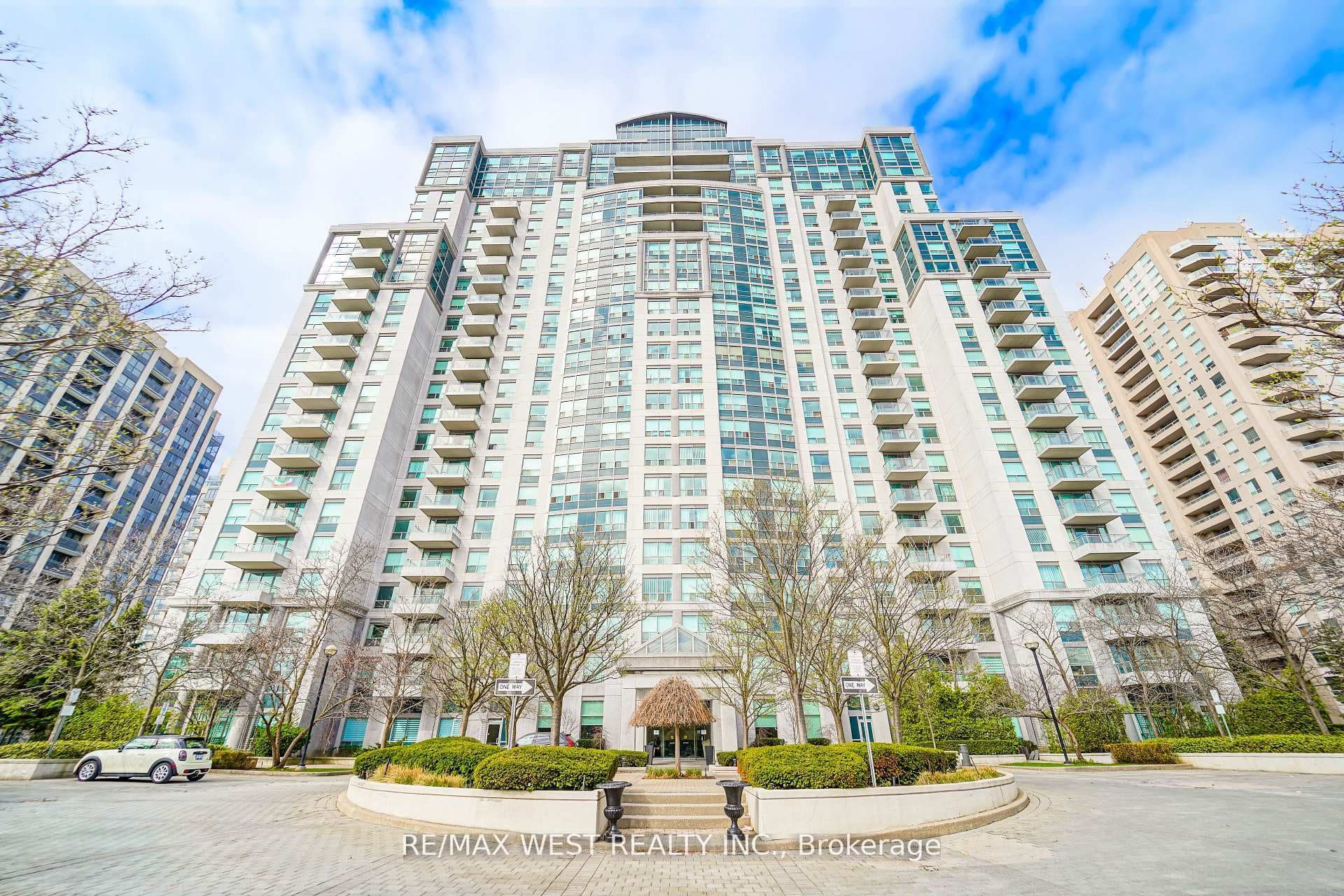 188 Doris Avenue Unit 1717, Willowdale / Newtonbrook, ON M2N 6Z5 - Photo 1