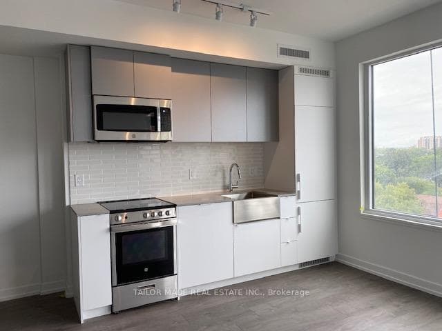 270 Dufferin Street Unit 622, High Park / Junction / Roncesvalles, ON M6K 1Z6 - Photo 1