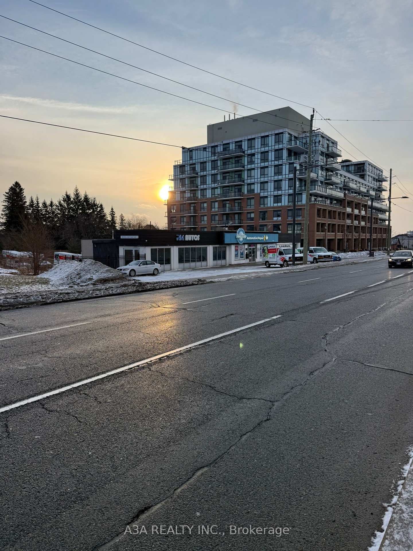 11623 Yonge Street Unit North-Side, Richmond Hill, ON L4E 3N8 - Photo 1