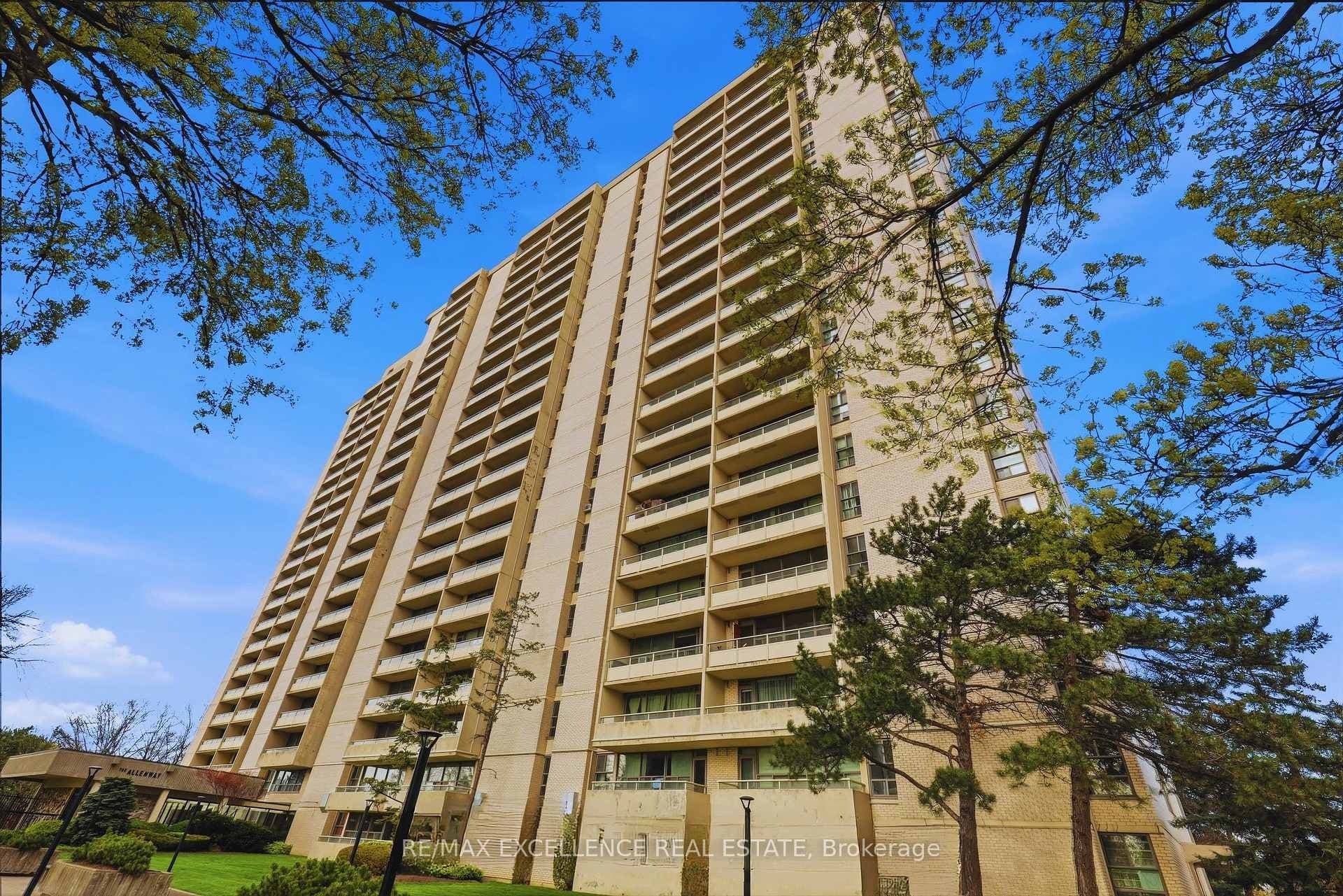 360 Ridelle Avenue Unit 1701, York / Weston, ON M6B 1K1 - Photo 1