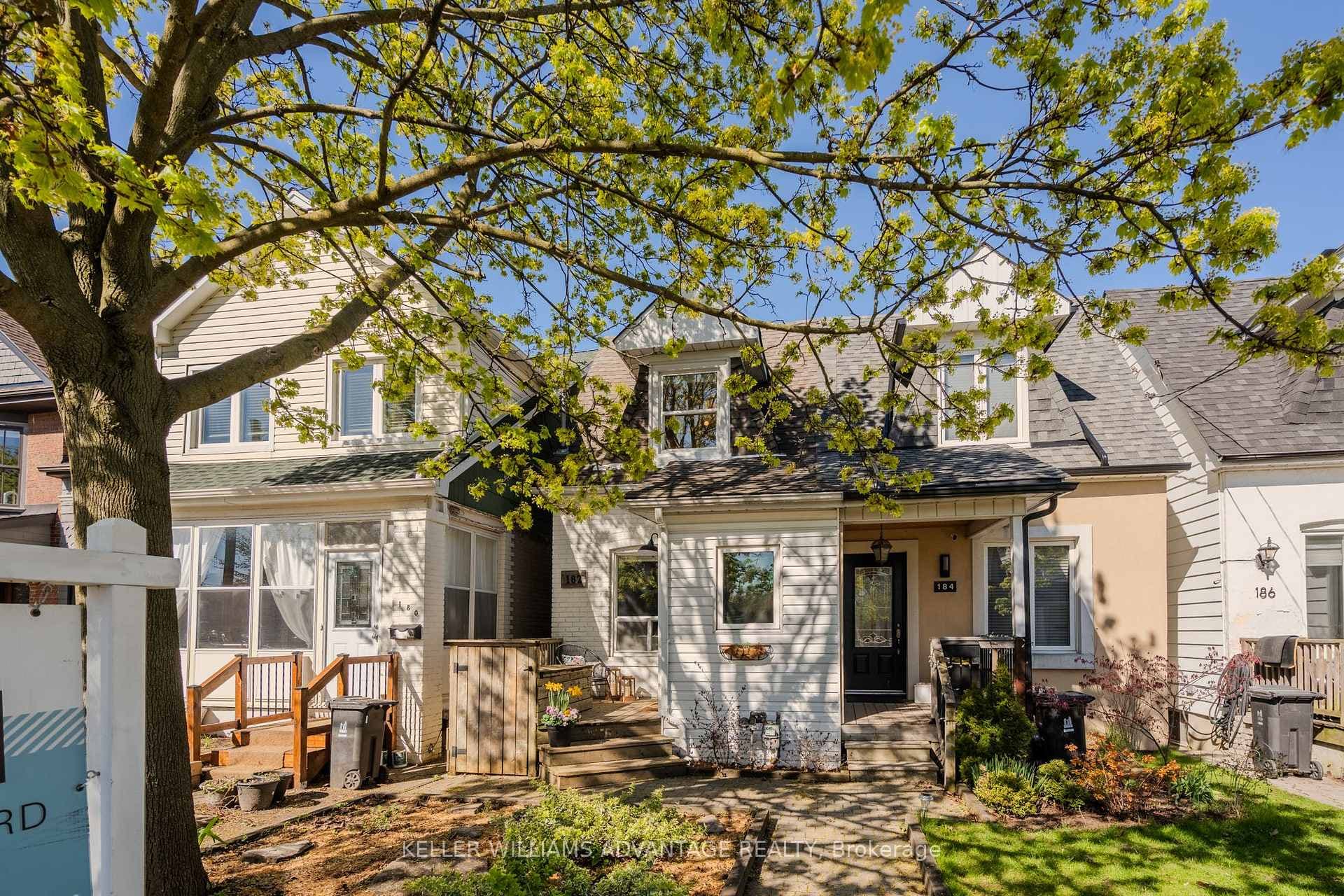 182 Pickering Street, Toronto E02