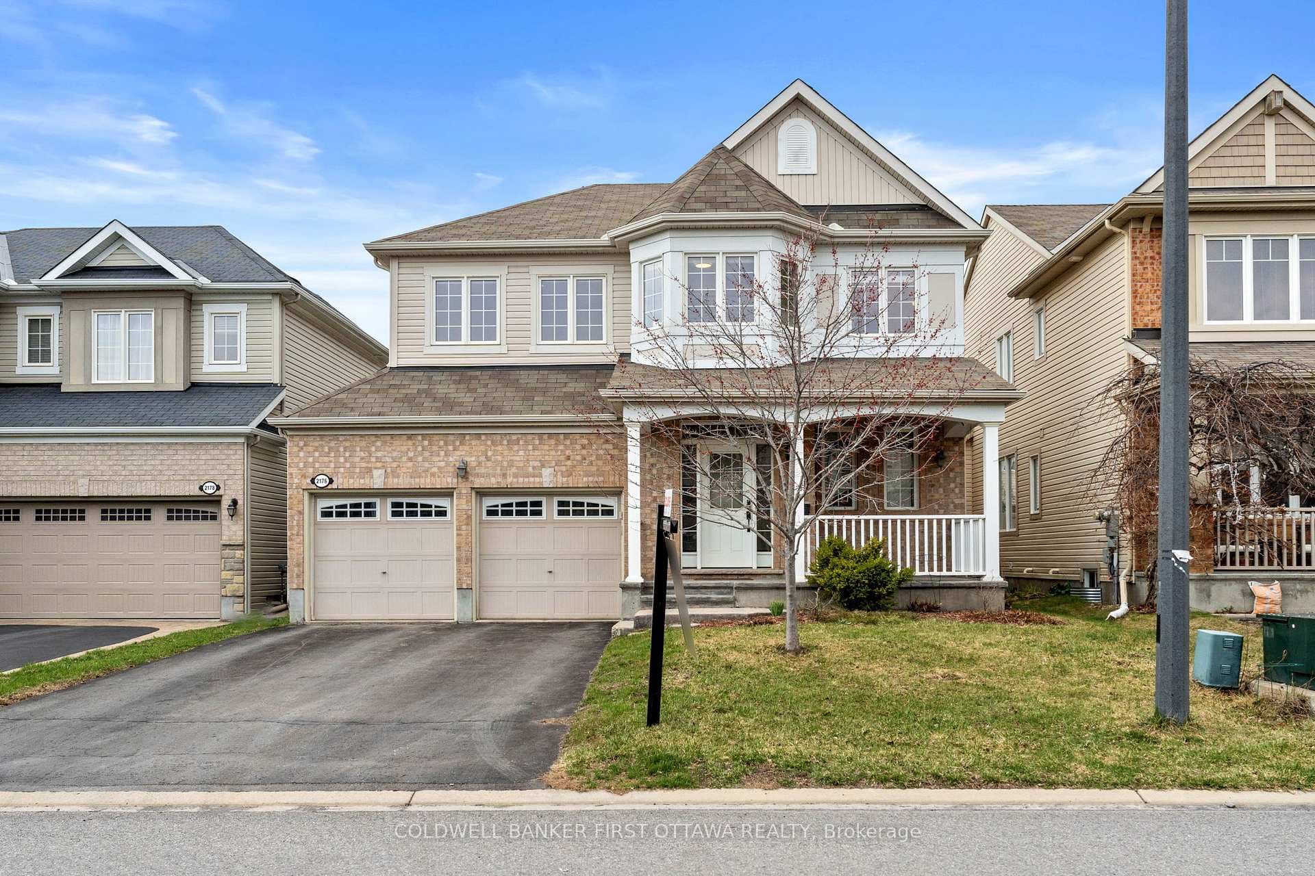 2176 SUNSET COVE Circle, Barrhaven