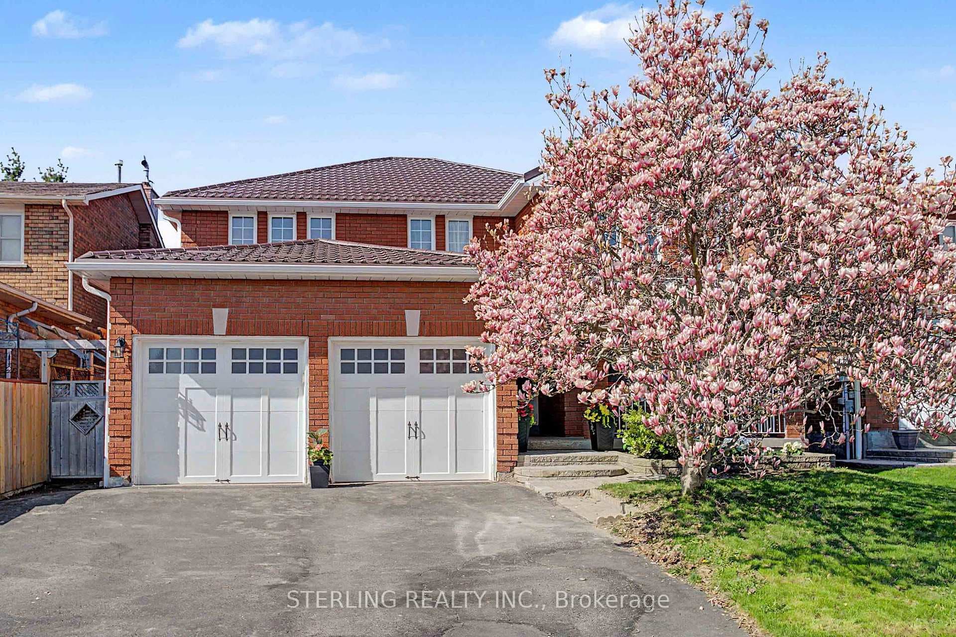72 Sunforest Drive, Brampton, ON L6Z 3Z5 - Photo 1