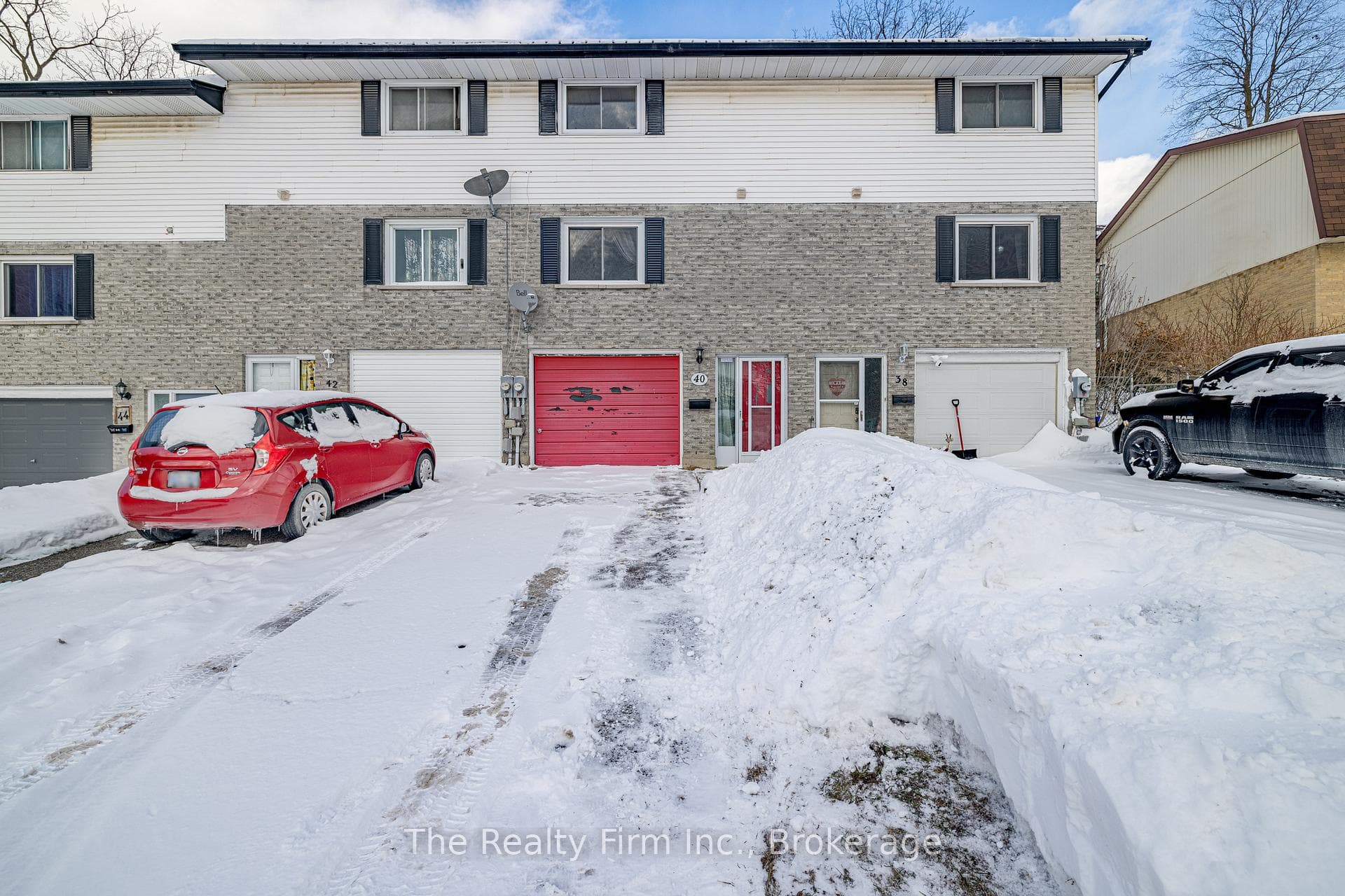 40 Marlboro Court, Woodstock, ON N4S 8P4 - Photo 1