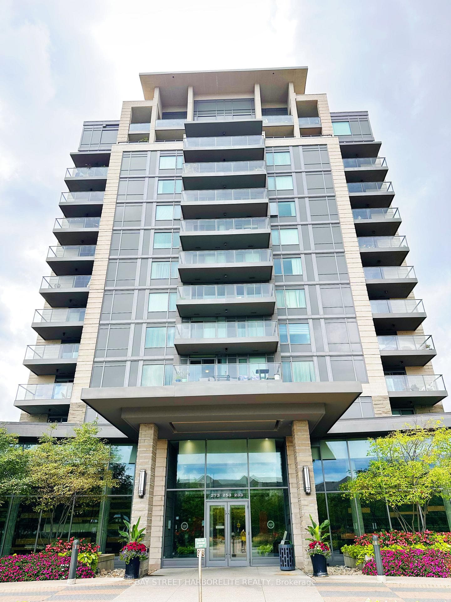 273 South Park Road Unit 212, Markham, ON L3T 0B7 - Photo 1