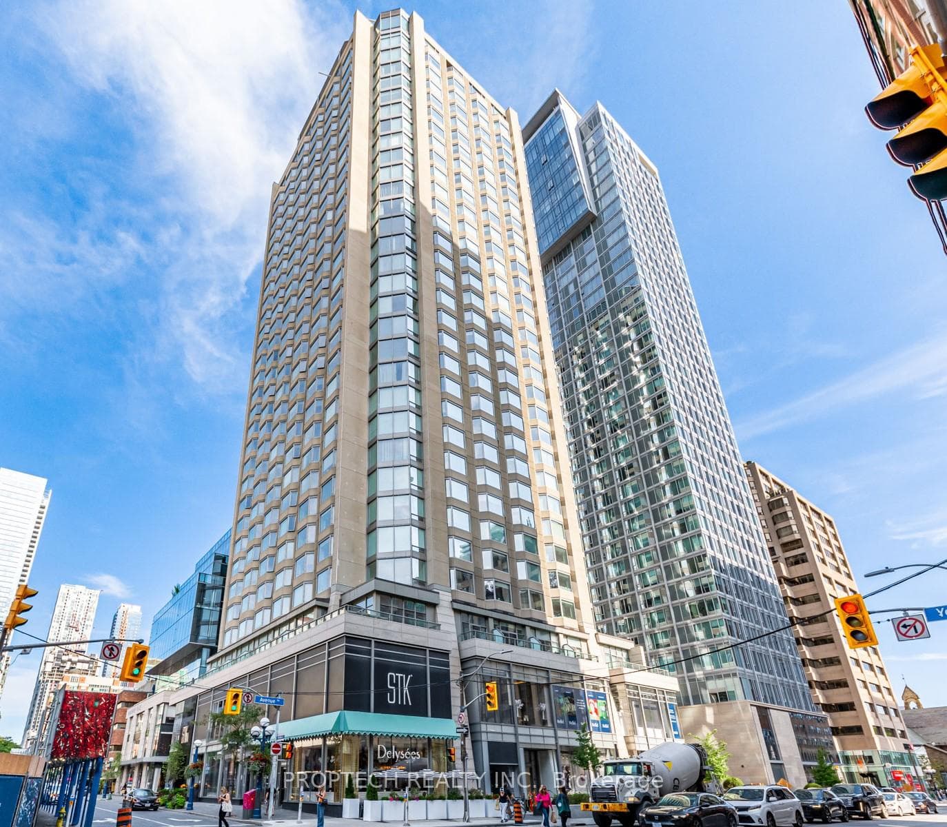155 Yorkville Avenue Unit 1909, Toronto C02